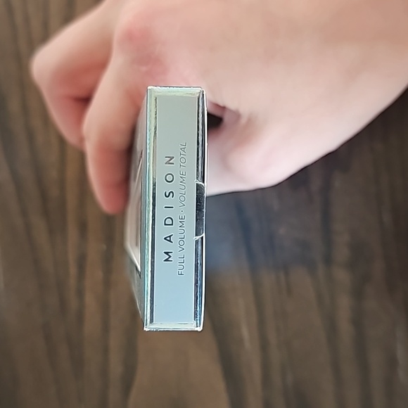 HOL x sephora Lashes - Picture 3 of 4